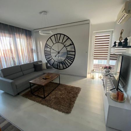 Renko Apartman Miskolc Esterno foto