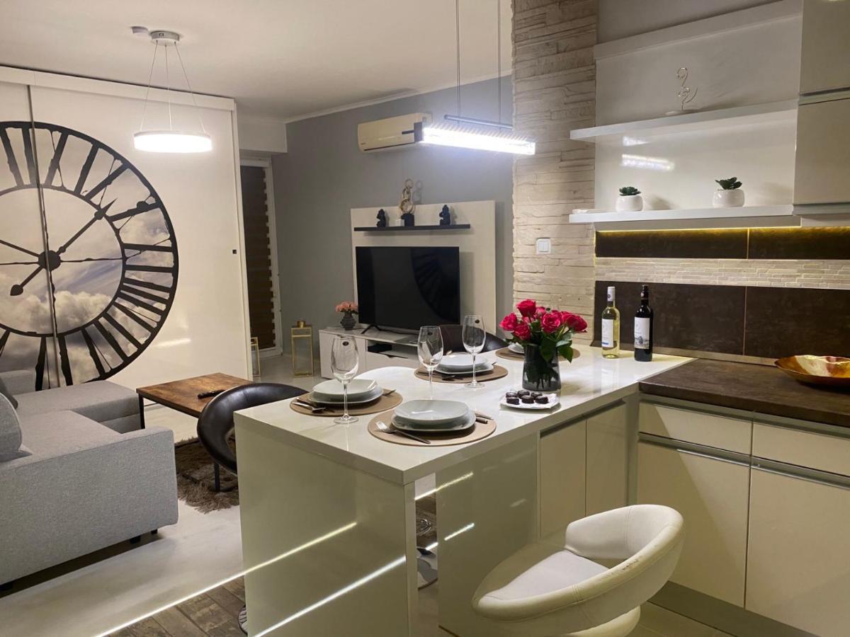 Renko Apartman Miskolc Esterno foto