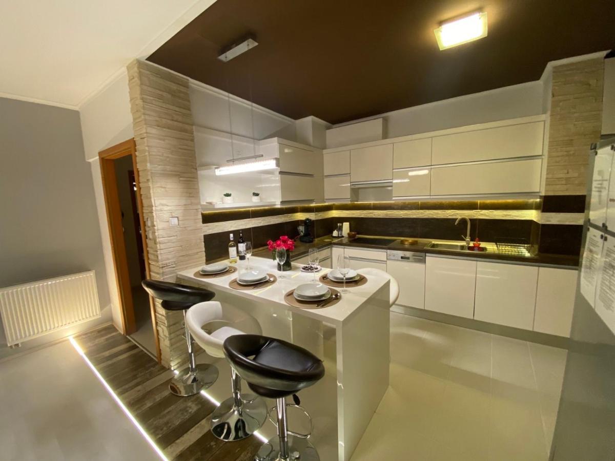 Renko Apartman Miskolc Esterno foto