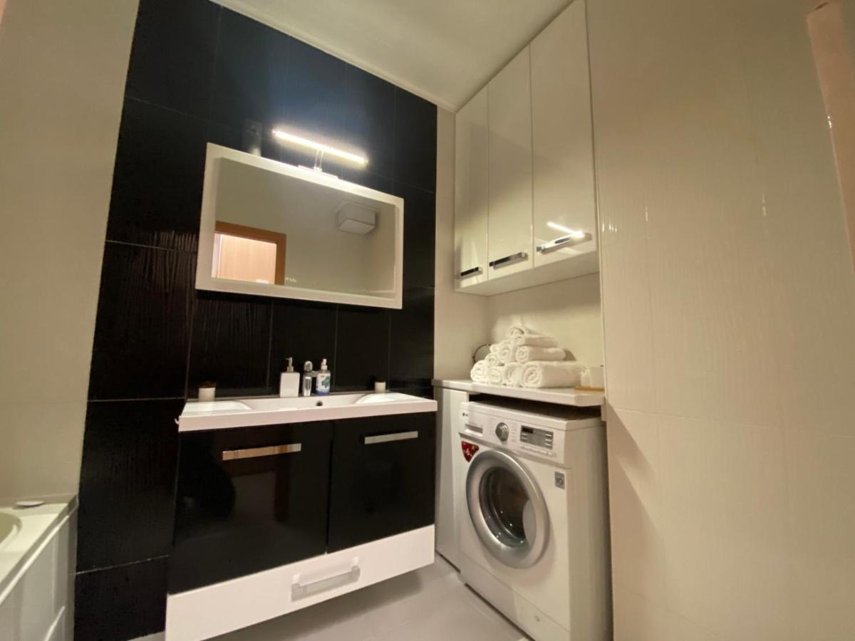 Renko Apartman Miskolc Esterno foto
