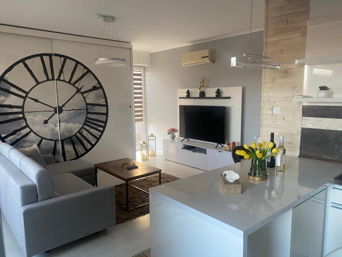 Renko Apartman Miskolc Esterno foto